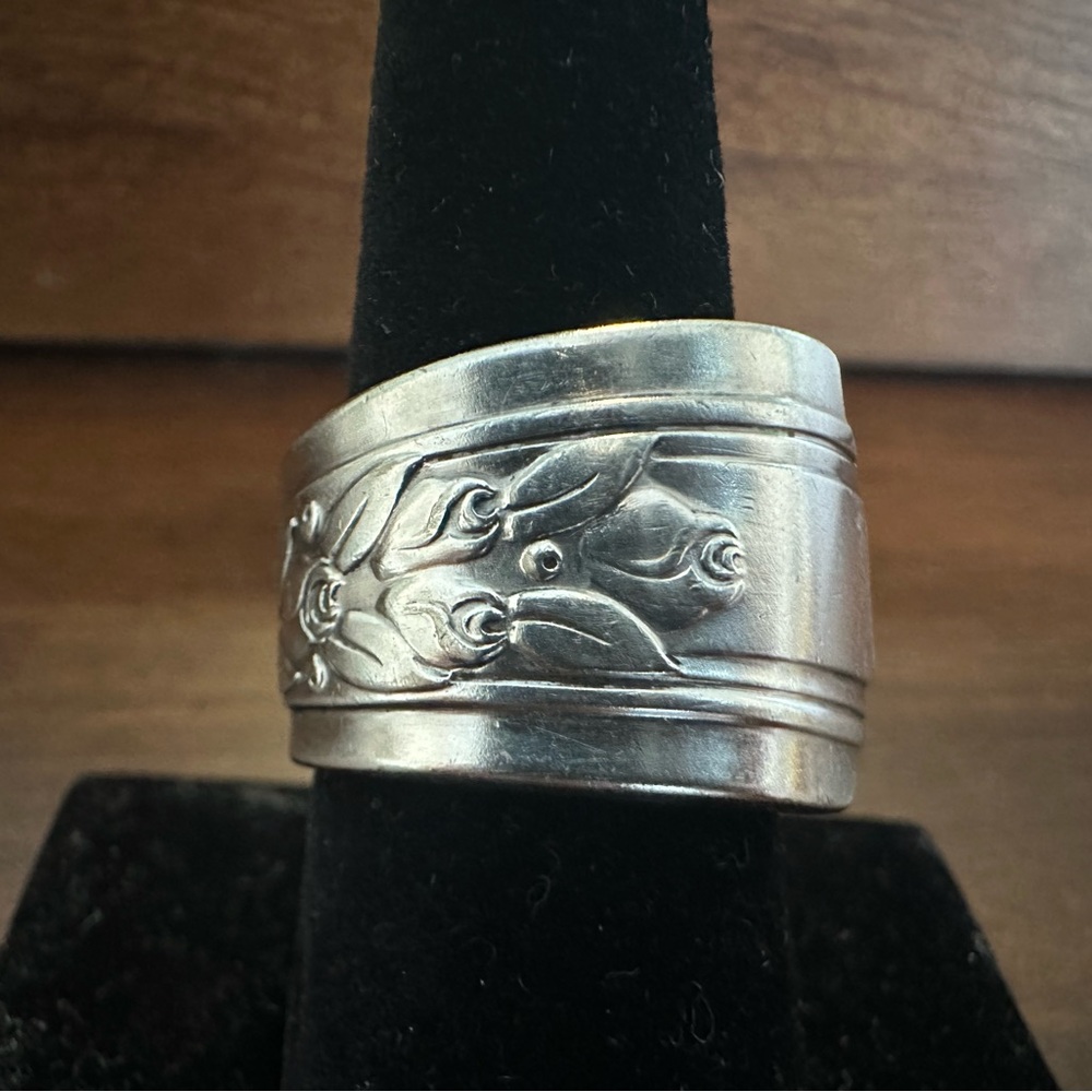 Rose Spoon Ring - Picture 1 of 15